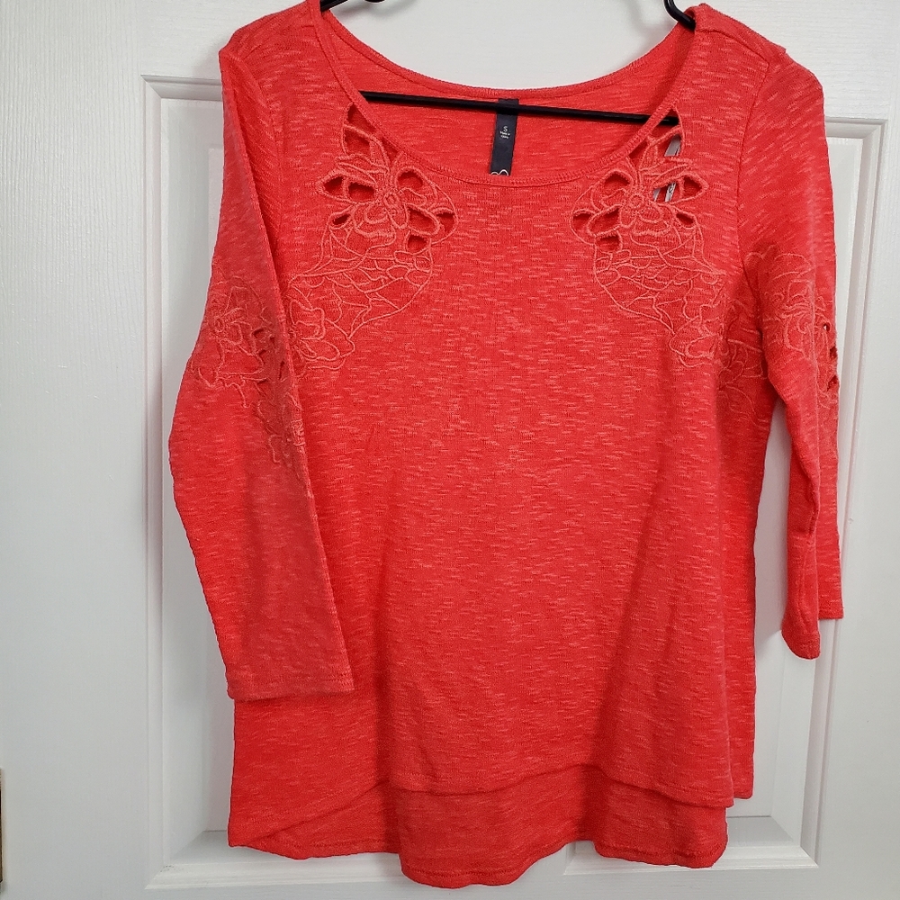 Jessica Simpson Size Small 3/4 Sleeve Shirt